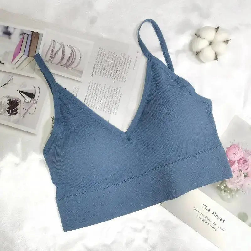 Sleek Seamless V Neck Crop Top Breathable Fitness Outfit