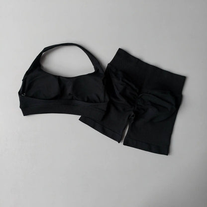 2 Pieces Women's Yoga Suit Seamless Fitness Gym Clothes Halter Sports Bra with Matching Shorts Workout Set Gym Outfit