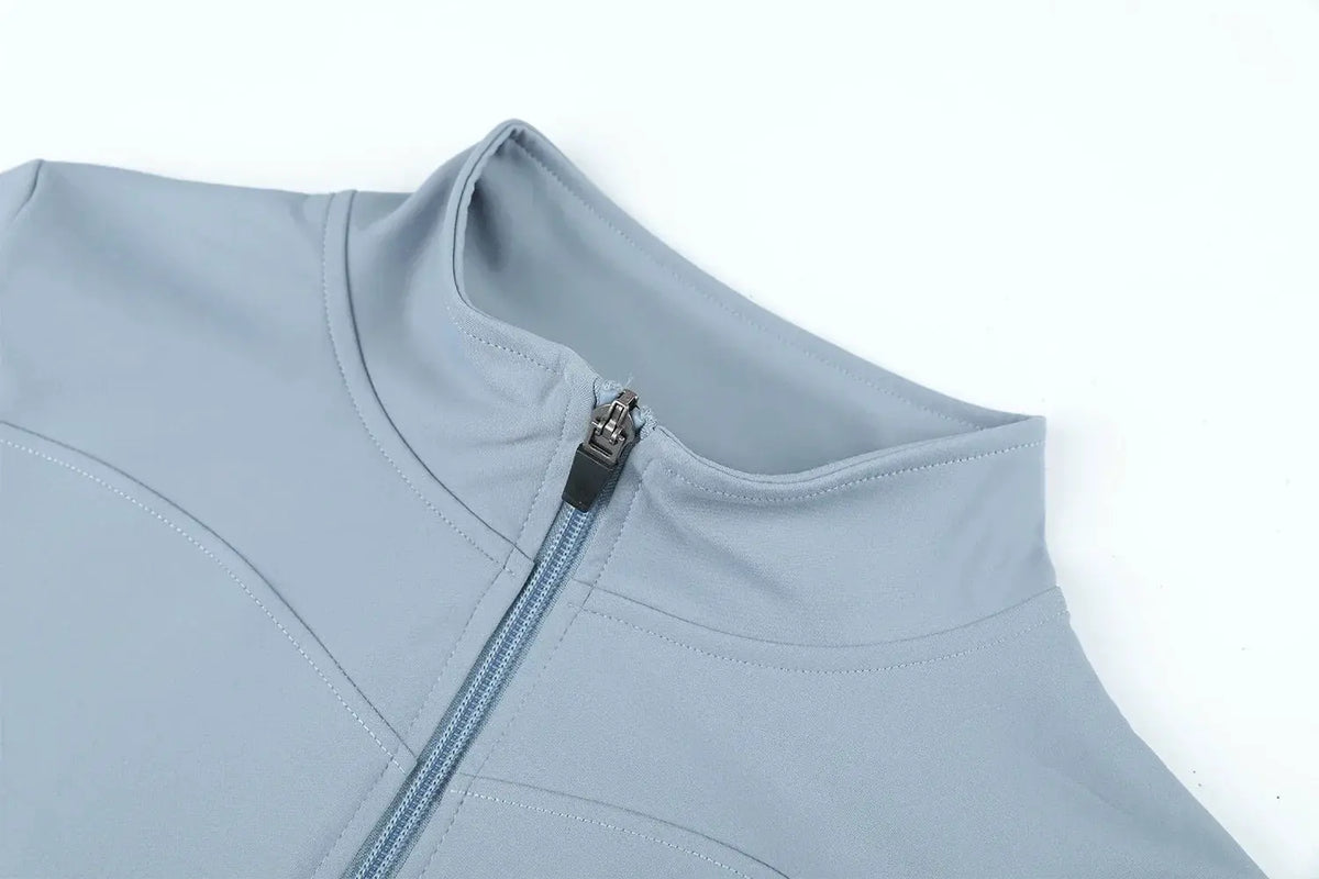 Slim Fit Women's Athletic Jacket With Long Sleeves