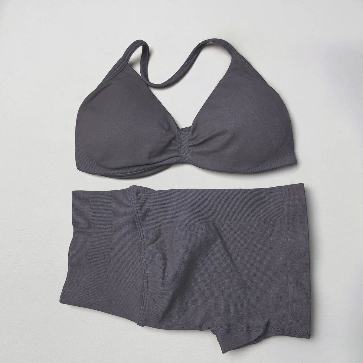 WANAYOU Seamless 2 Pcs Women Yoga Sets Halter Bras Sports Crop Tops Low Waist Scrunch Butt Gym Shorts Tight Quick Dry Leggings