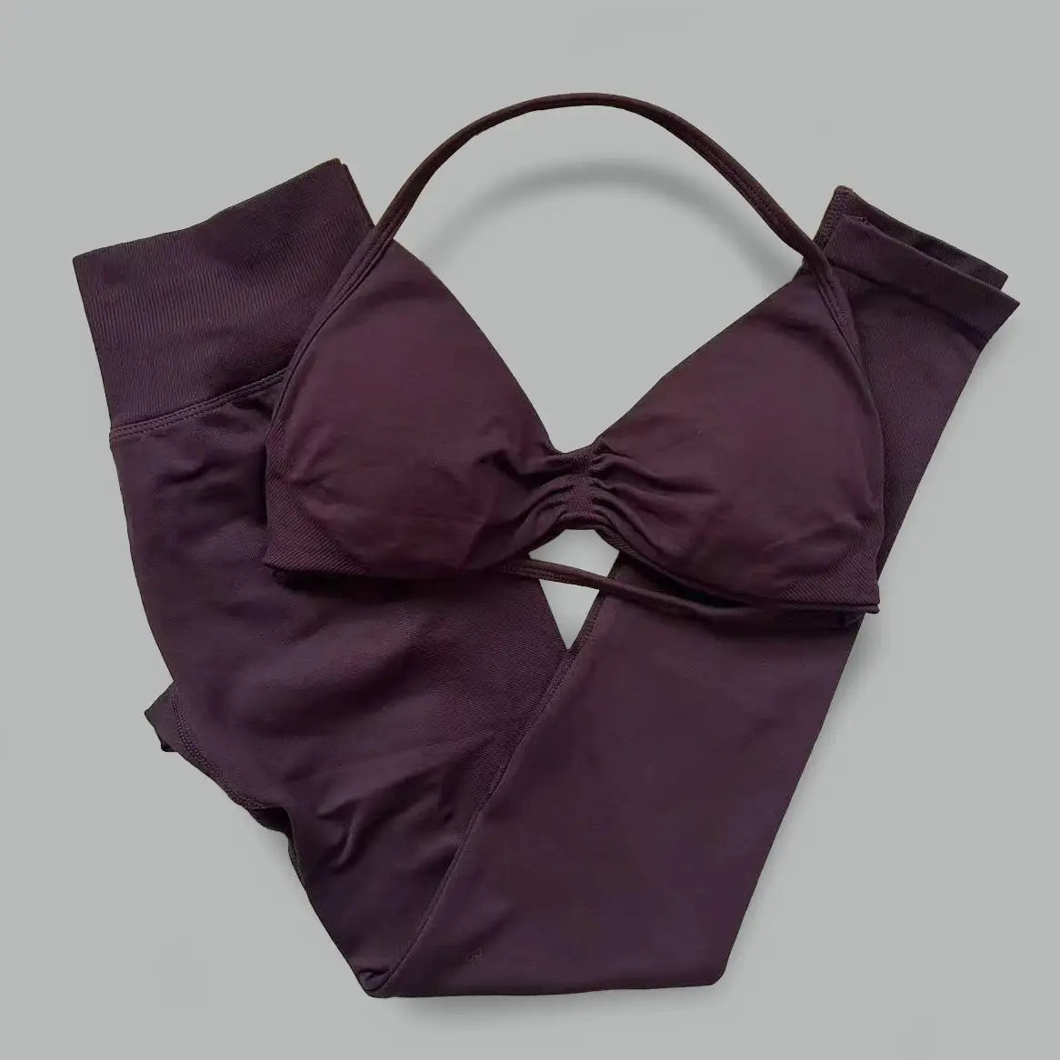 2-Piece Set Women's Seamless Clean (No Logo) Yoga Set, Halter Neck Sports Bra & High-Waisted Lifting Leggings for Gym Workouts