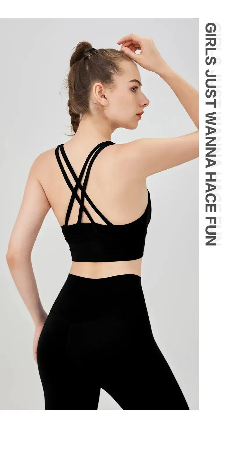 Women's Cross Back Yoga Bra for Gym Fitness Solid Color